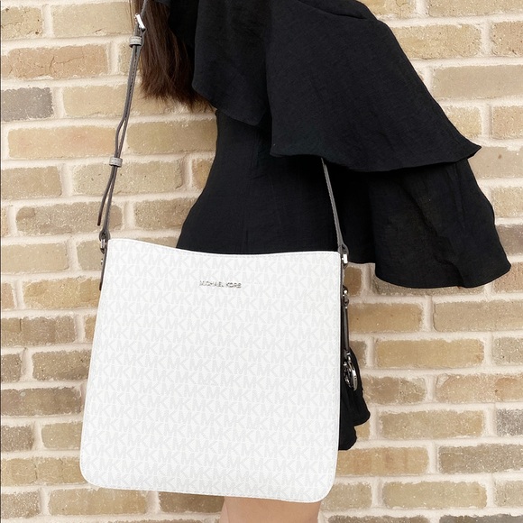 Michael Kors Large Top Zip Crossbody + wallet - Picture 3 of 5